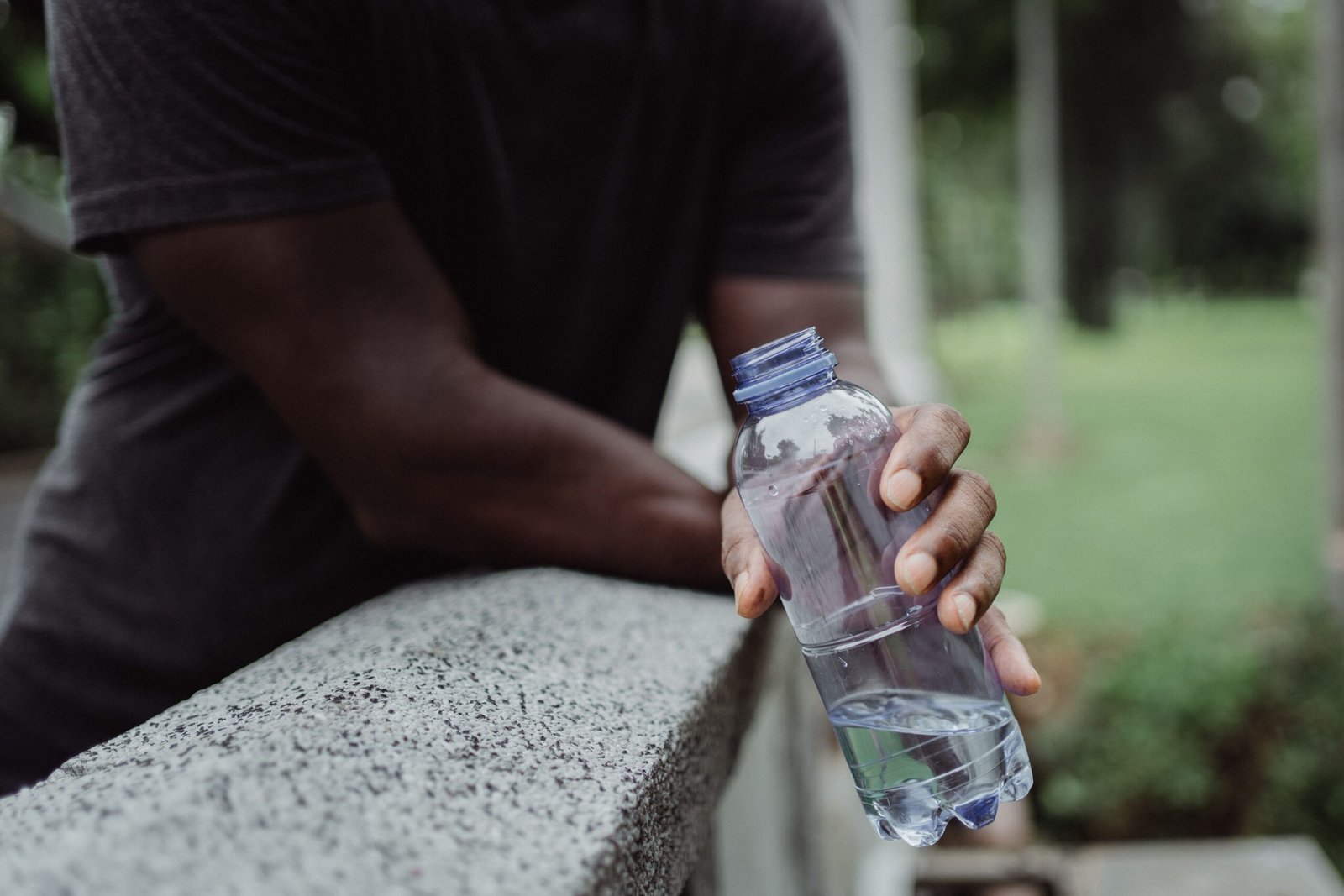 How Hydration Affects Energy, Appetite, and Focus